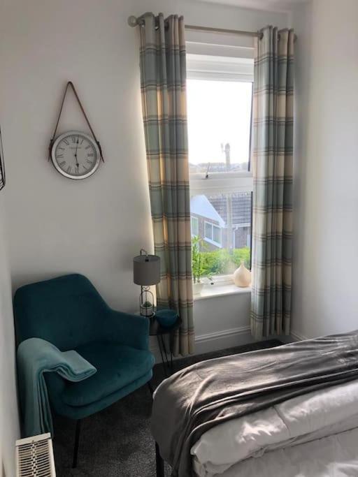 First Floor Apartment With Mountain Views Tywyn Exterior foto